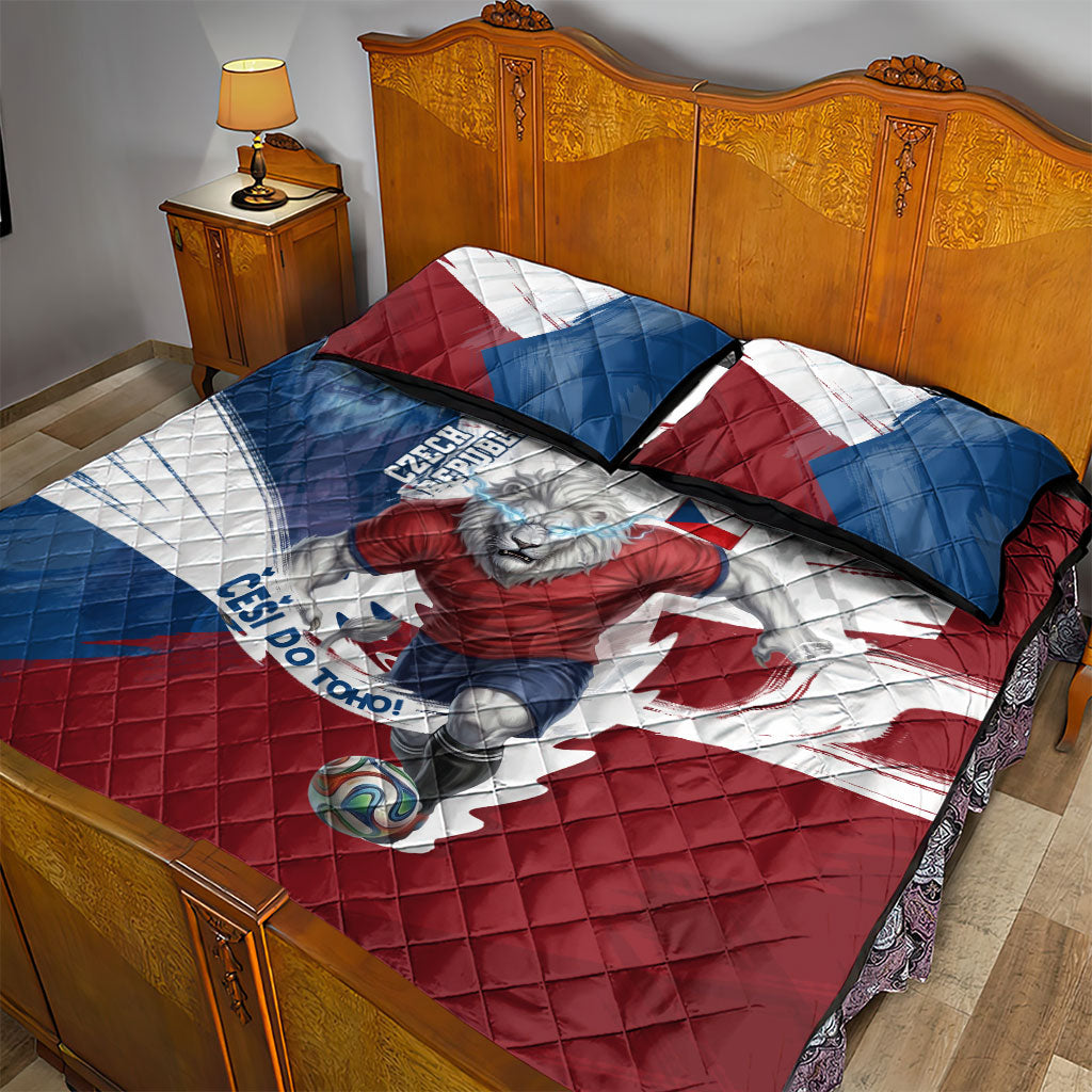 Czech Republic Football Quilt Bed Set Fierce Athletic Lion Graphic In Painted Grunge Flag Style