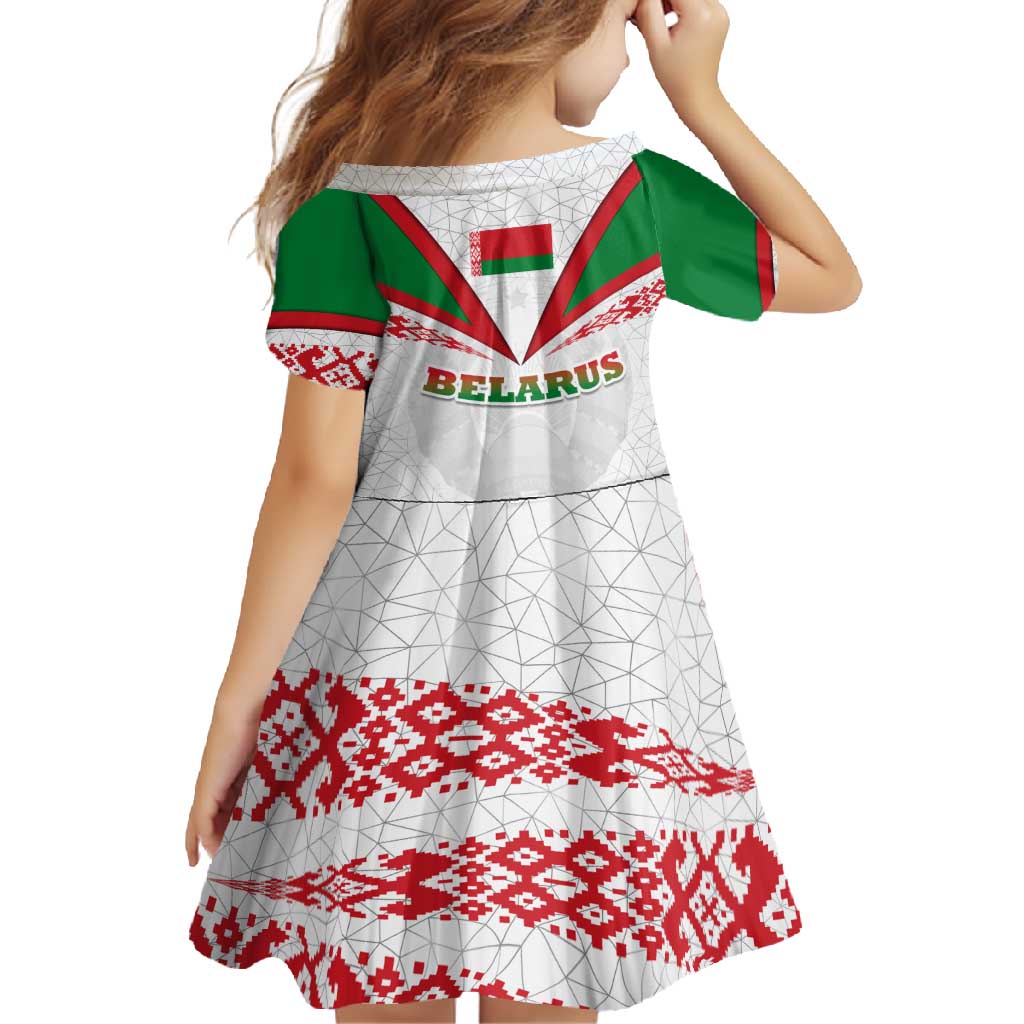 Belarus National Emblem Family Matching Off Shoulder Maxi Dress and Hawaiian Shirt with Folk Pattern White Green Red Sweatshirt