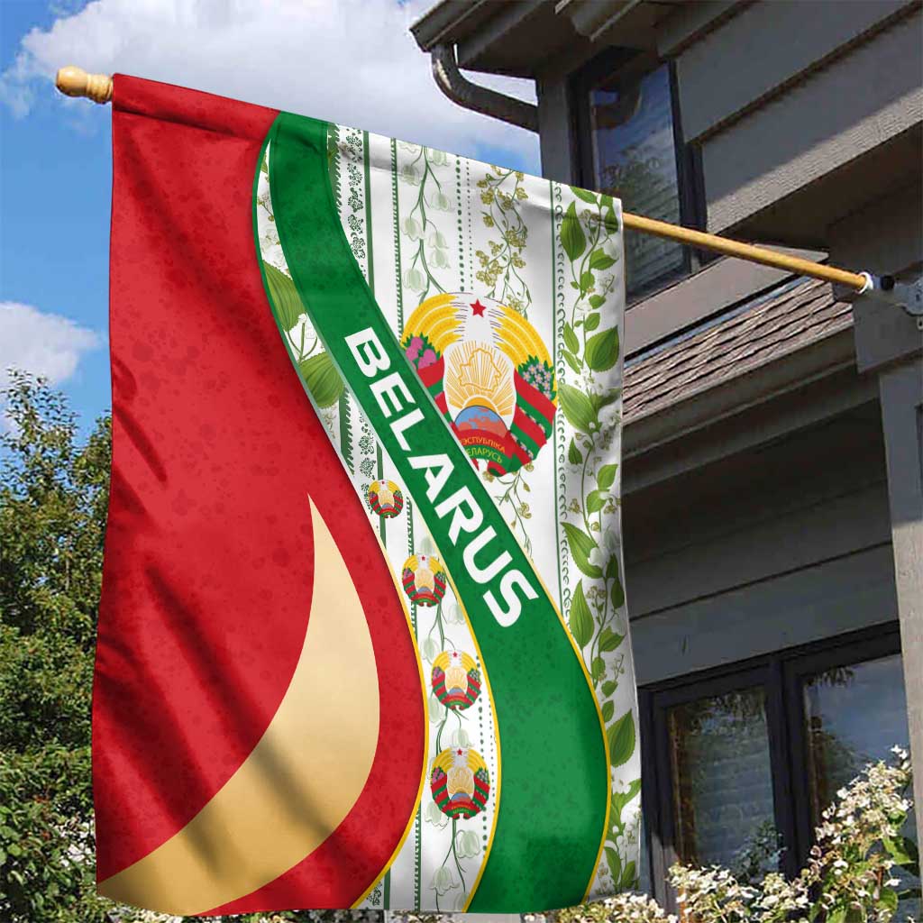 Belarus National Emblem Garden Flag with Green Red Gold Floral Folk Pattern Design