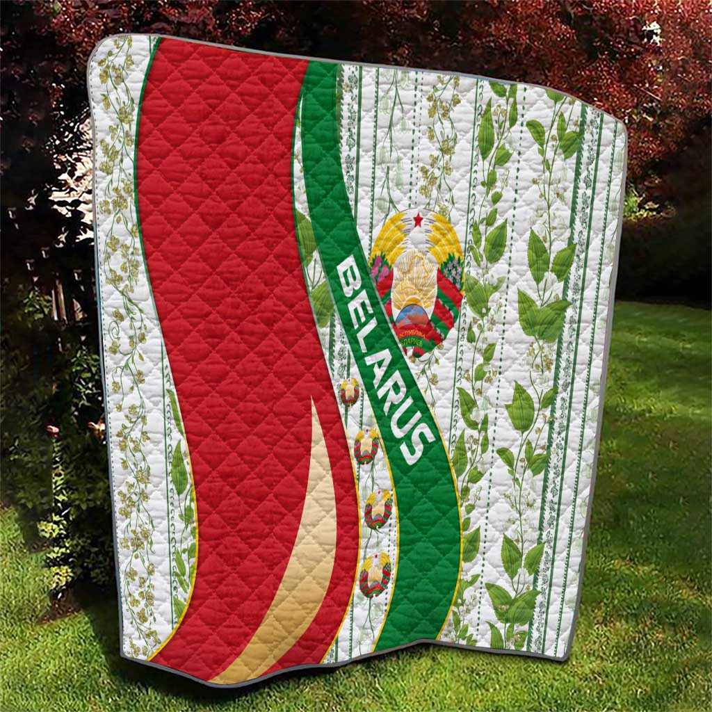 Belarus National Emblem Quilt with Green Red Gold Floral Folk Pattern Design
