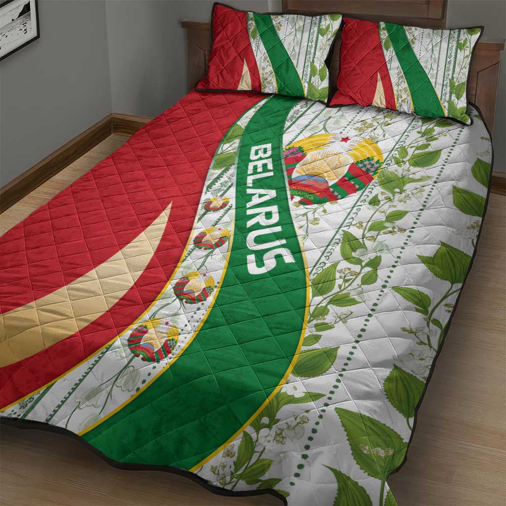 Belarus National Emblem Quilt Bed Set with Green Red Gold Floral Folk Pattern Design