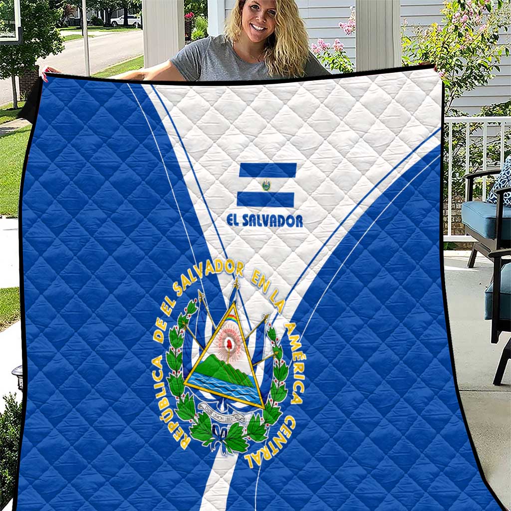 El Salvador National Flag Quilt with Coat of Arms and Blue White Stripes Design - Wonder Print Shop