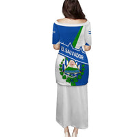 El Salvador Flag Crest Puletasi with Blue Green Stripes and Bold Letter Design - Wonder Print Shop