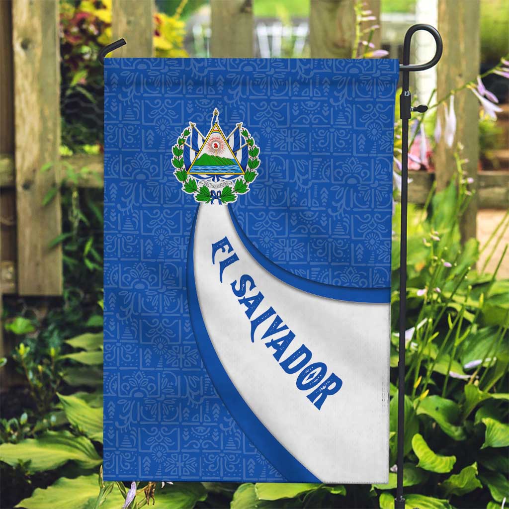 El Salvador Coat of Arms Garden Flag with Curved Text and Blue Patterned Background - Wonder Print Shop