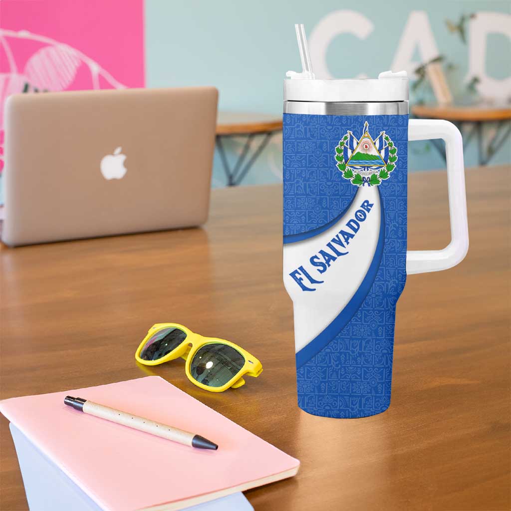 El Salvador Coat of Arms Tumbler With Handle with Curved Text and Blue Patterned Background - Wonder Print Shop