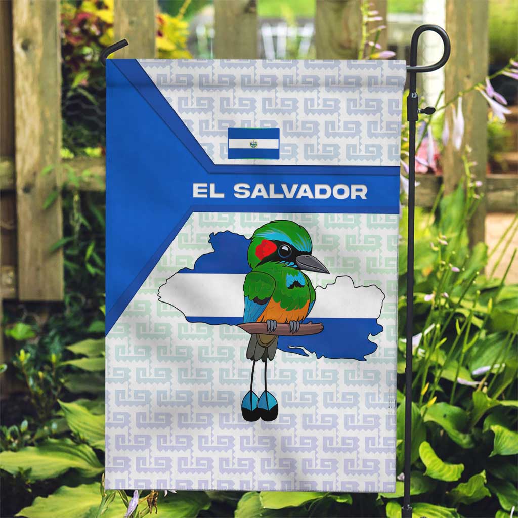 El Salvador National Symbol Garden Flag with Torogoz Bird and Flag Map Design - Wonder Print Shop