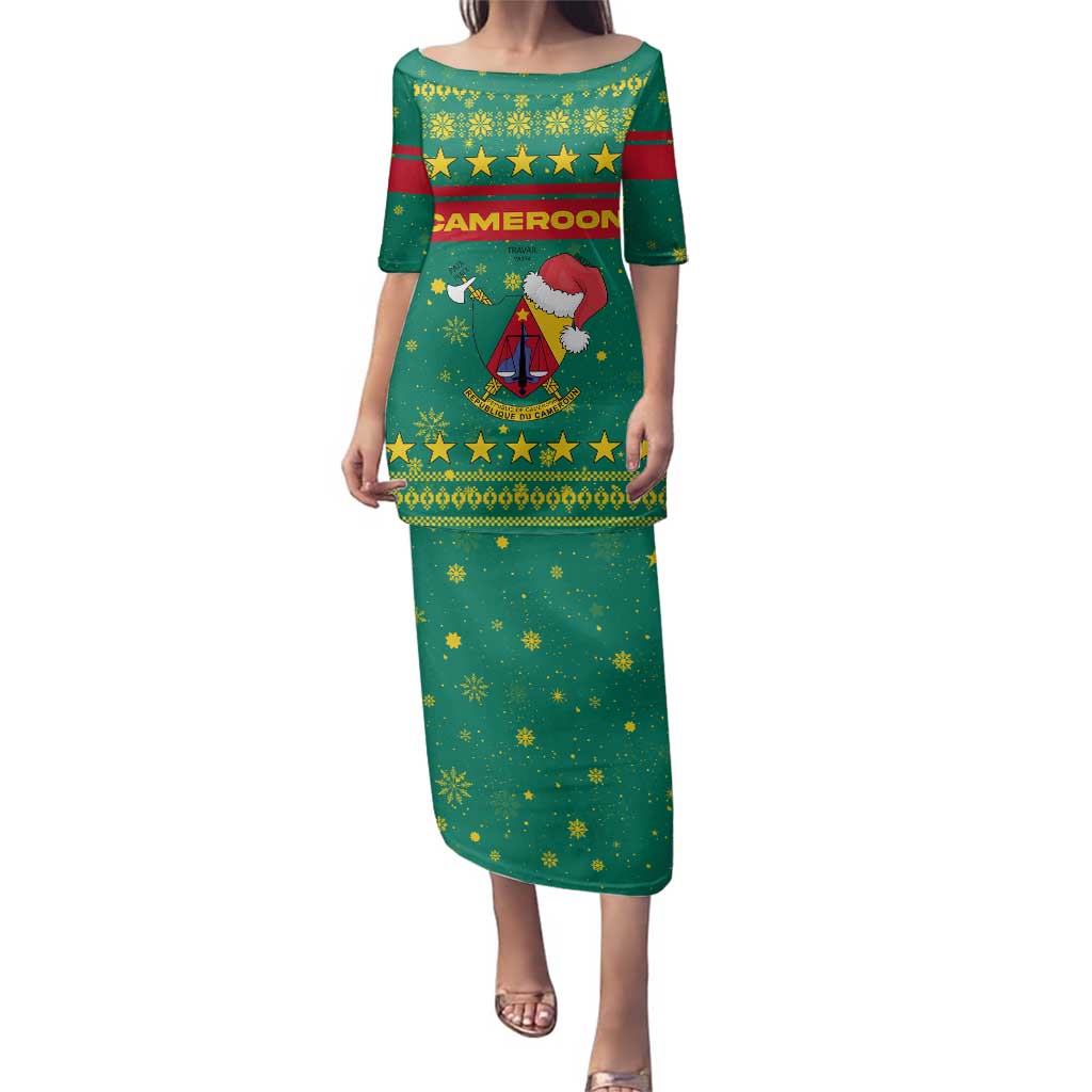 Cameroon Christmas Family Matching Puletasi and Hawaiian Shirt with Green Red Pattern Coat of Arms Santa Hat and Stars Motif - Wonder Print Shop