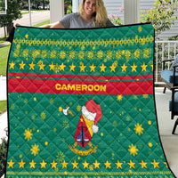 Cameroon Christmas Quilt with Green Red Pattern Coat of Arms Santa Hat and Stars Motif - Wonder Print Shop