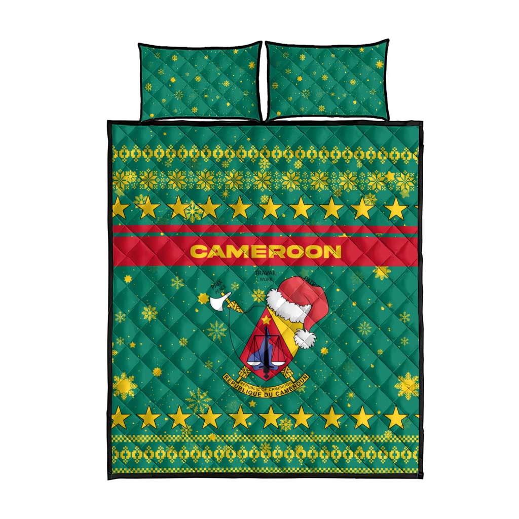 Cameroon Christmas Quilt Bed Set with Green Red Pattern Coat of Arms Santa Hat and Stars Motif - Wonder Print Shop
