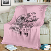 the-good-girl-in-me-got-tired-skull-blanket