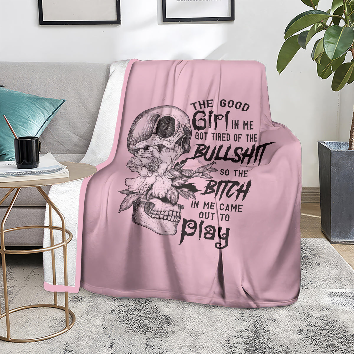 the-good-girl-in-me-got-tired-skull-blanket