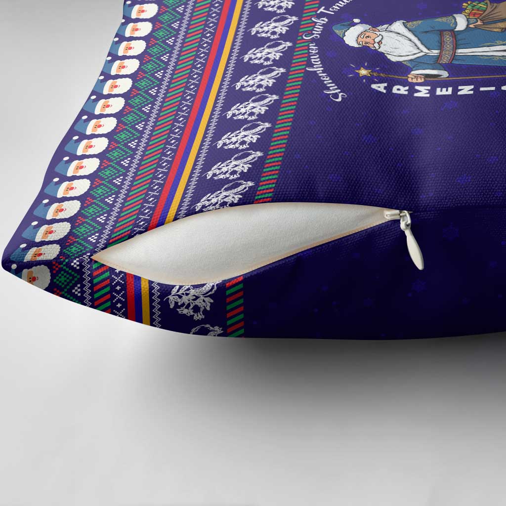 Armenia Christmas Pillow Cover with Santa Claus Shnorhavor Surb Tsnund and Gift Bag Pattern - Wonder Print Shop