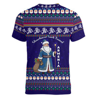 Armenia Christmas Women V-Neck T-Shirt with Santa Claus Shnorhavor Surb Tsnund and Gift Bag Pattern - Wonder Print Shop
