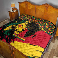 Ghana Lion Quilt - Map & Coat of Arms Grunge Style Design