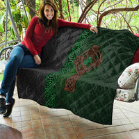 Ireland Celtic Knot and Clover Design Quilt