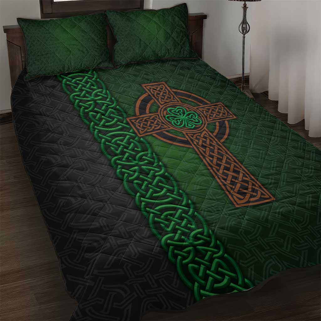 Ireland Celtic Knot and Clover Design Quilt Bed Set