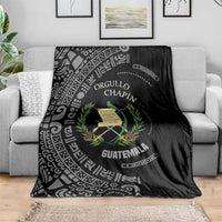 Guatemala National Emblem Blanket with Mayan Pattern and Orgullo Chapin Quote Design - Wonder Print Shop
