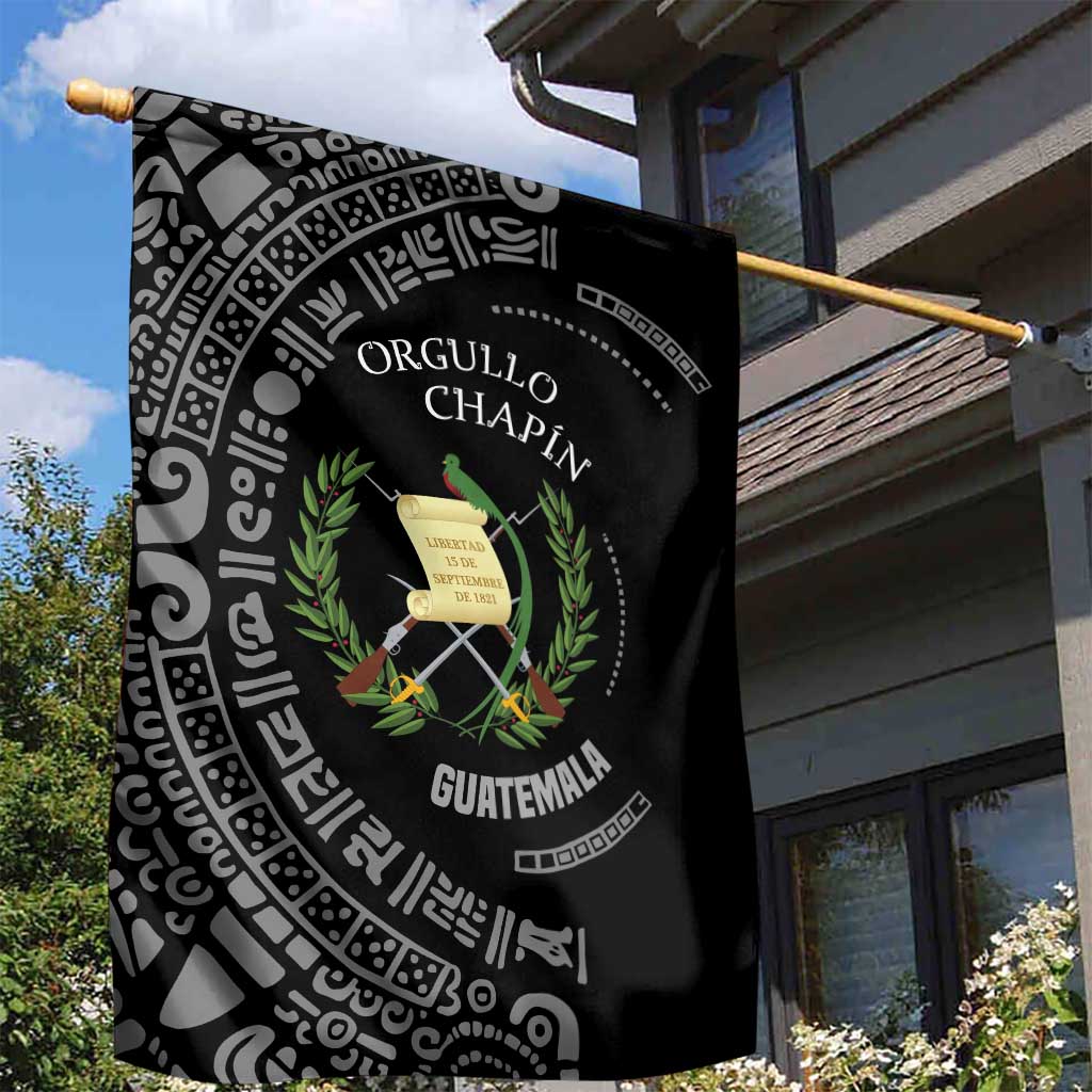 Guatemala National Emblem Garden Flag with Mayan Pattern and Orgullo Chapin Quote Design - Wonder Print Shop
