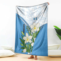 Guatemala White Monja Blanca Flower Blanket with Blue Flag Theme and Floral Pattern Design - Wonder Print Shop