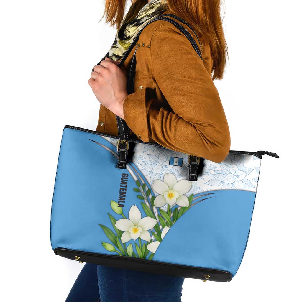 Guatemala White Monja Blanca Flower Leather Tote Bag with Blue Flag Theme and Floral Pattern Design - Wonder Print Shop