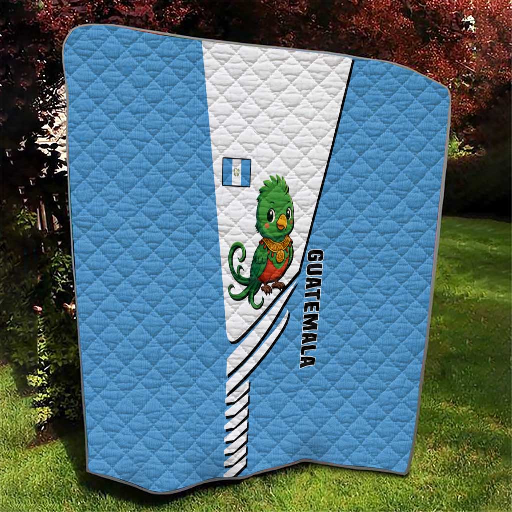 Guatemala Cute Quetzal Bird Quilt with Blue White Flag Colors and Tribal Pattern Design - Wonder Print Shop