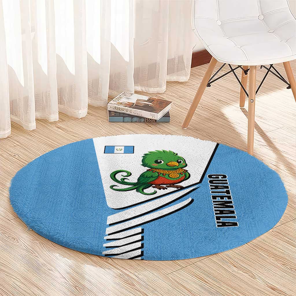 Guatemala Cute Quetzal Bird Round Carpet with Blue White Flag Colors and Tribal Pattern Design - Wonder Print Shop