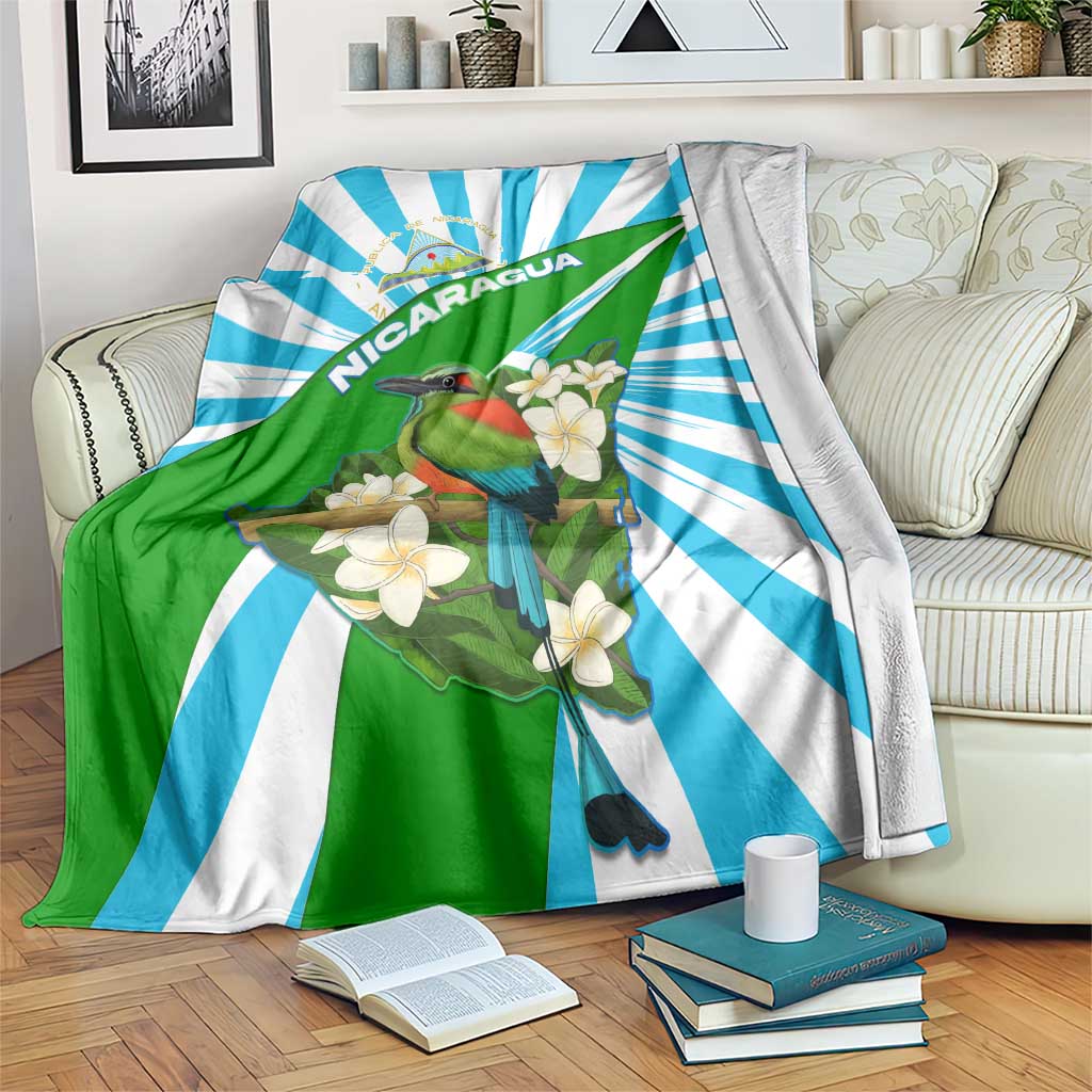 Nicaragua National Bird Blanket with White Flor de Sacuanjoche and Blue Stripe Design - Wonder Print Shop