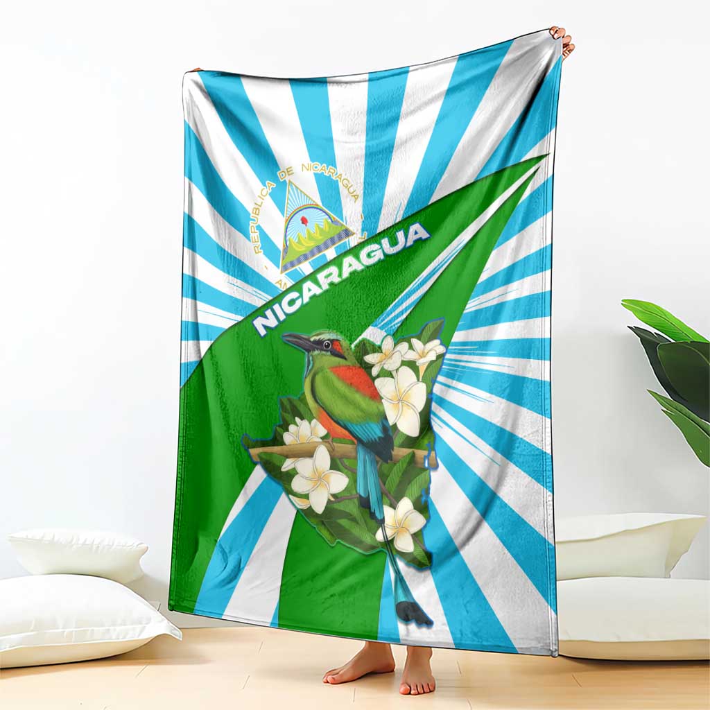 Nicaragua National Bird Blanket with White Flor de Sacuanjoche and Blue Stripe Design - Wonder Print Shop