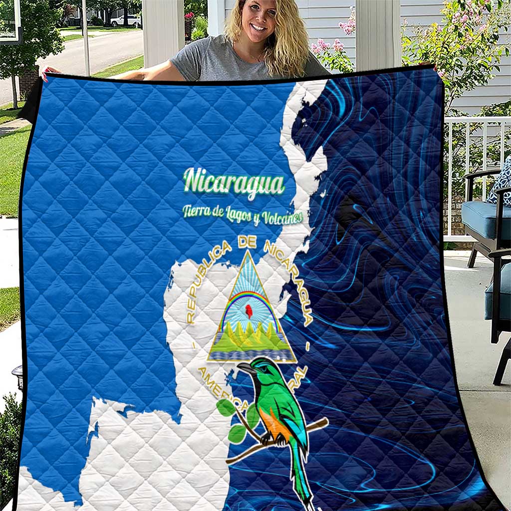 Nicaragua Guardabarranco Bird Quilt with Volcano Map and National Emblem Design - Wonder Print Shop