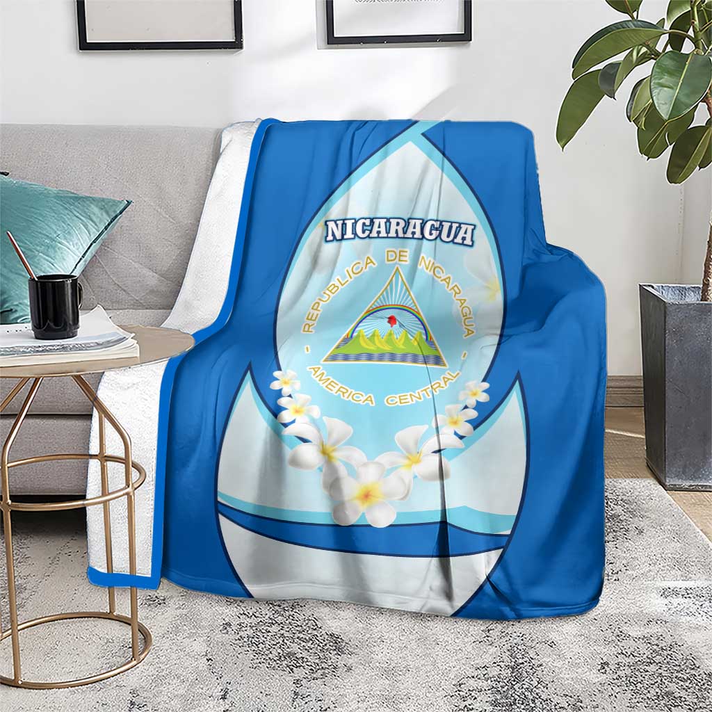 Nicaragua National Emblem Blanket with White Flor de Sacuanjoche and Blue Gradient Design - Wonder Print Shop
