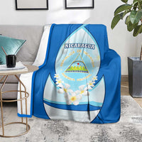 Nicaragua National Emblem Blanket with White Flor de Sacuanjoche and Blue Gradient Design - Wonder Print Shop