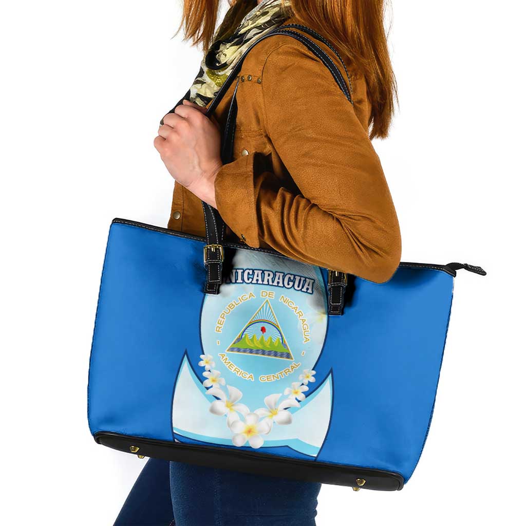 Nicaragua National Emblem Leather Tote Bag with White Flor de Sacuanjoche and Blue Gradient Design - Wonder Print Shop