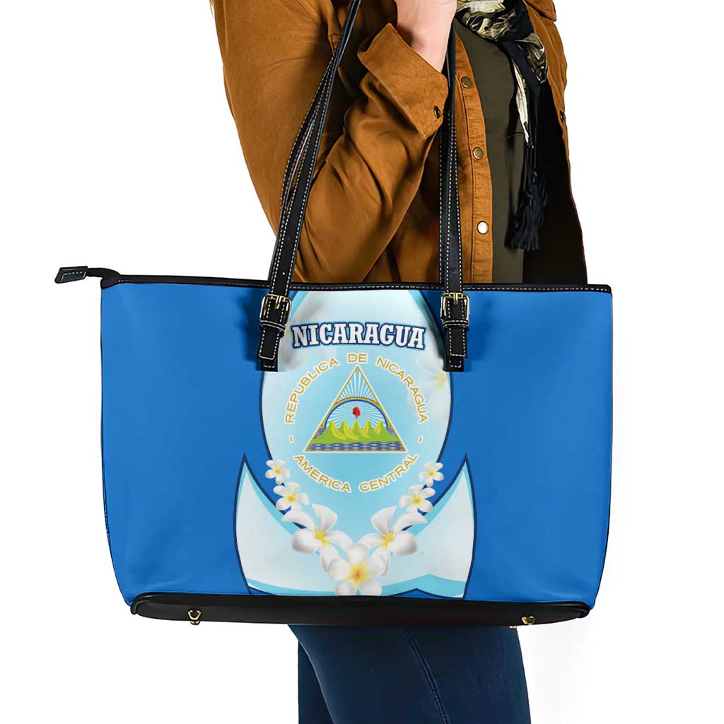 Nicaragua National Emblem Leather Tote Bag with White Flor de Sacuanjoche and Blue Gradient Design - Wonder Print Shop