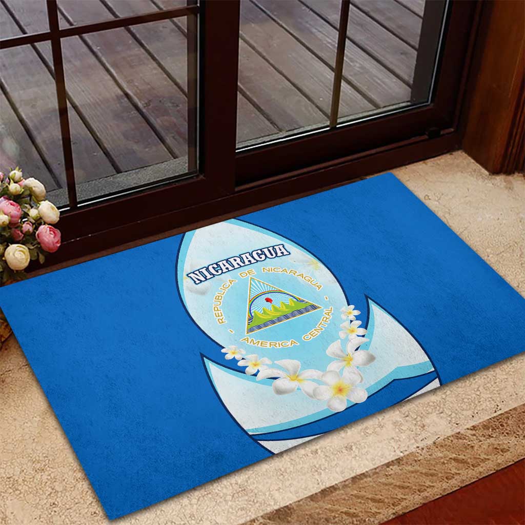 Nicaragua National Emblem Rubber Doormat with White Flor de Sacuanjoche and Blue Gradient Design - Wonder Print Shop