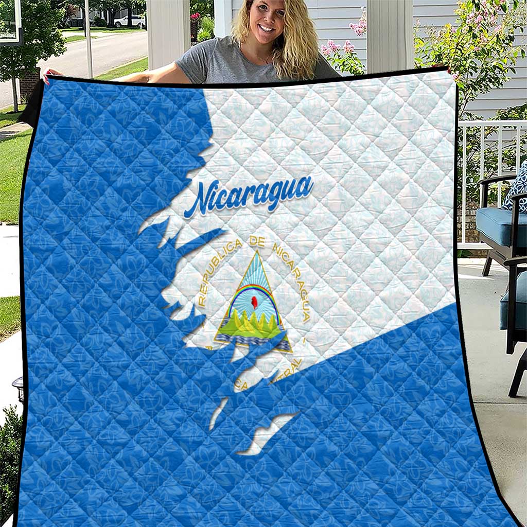 Nicaragua Flag Ripped Effect Quilt with National Emblem and Floral Pattern Design - Wonder Print Shop