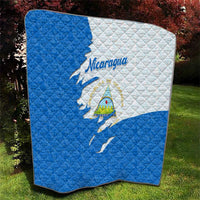 Nicaragua Flag Ripped Effect Quilt with National Emblem and Floral Pattern Design - Wonder Print Shop