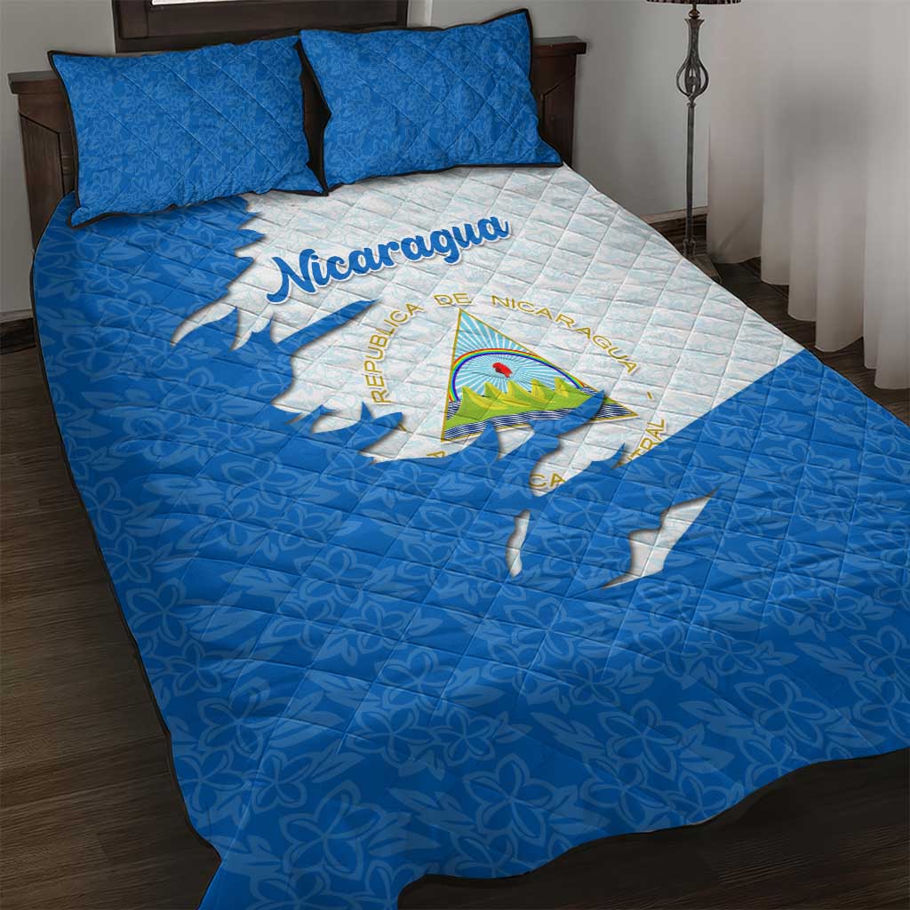 Nicaragua Flag Ripped Effect Quilt Bed Set with National Emblem and Floral Pattern Design - Wonder Print Shop
