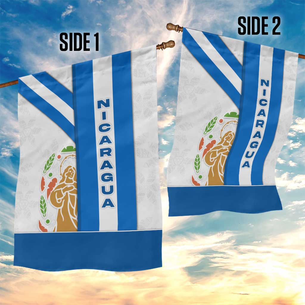 Nicaragua Cultural Art Garden Flag with Blue White Stripes and Indigenous Motif Design - Wonder Print Shop