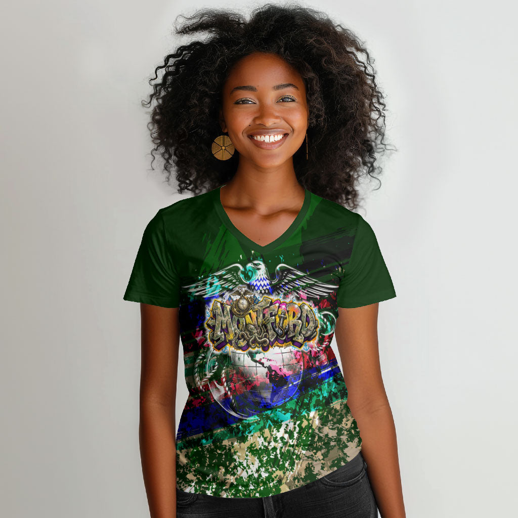 Montford Point Marines 1942 The First 20000 Women V-Neck T-Shirt Vintage Vinyl Record Camouflage Graffiti Art