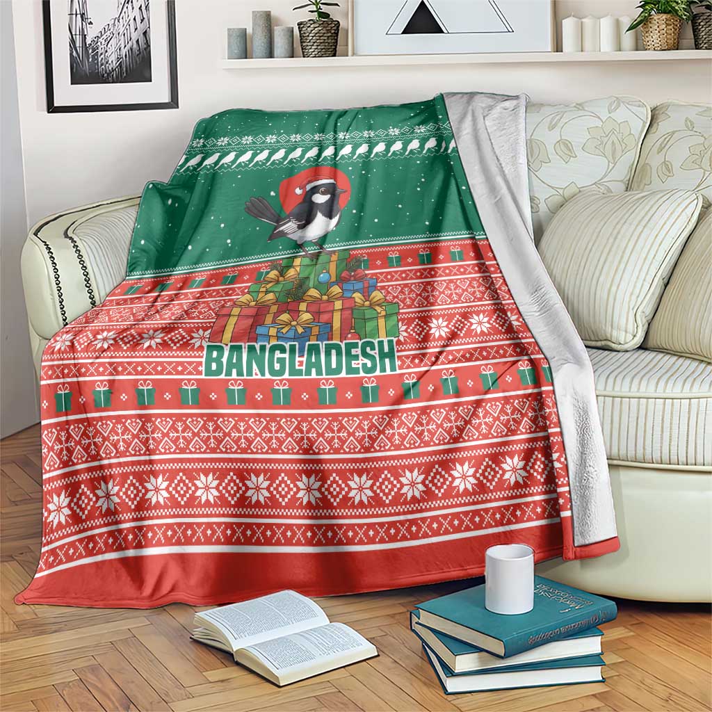 Bangladesh Christmas Blanket with Black-Capped Bird Gift Stack and Green Red Snowflake Pattern - Wonder Print Shop