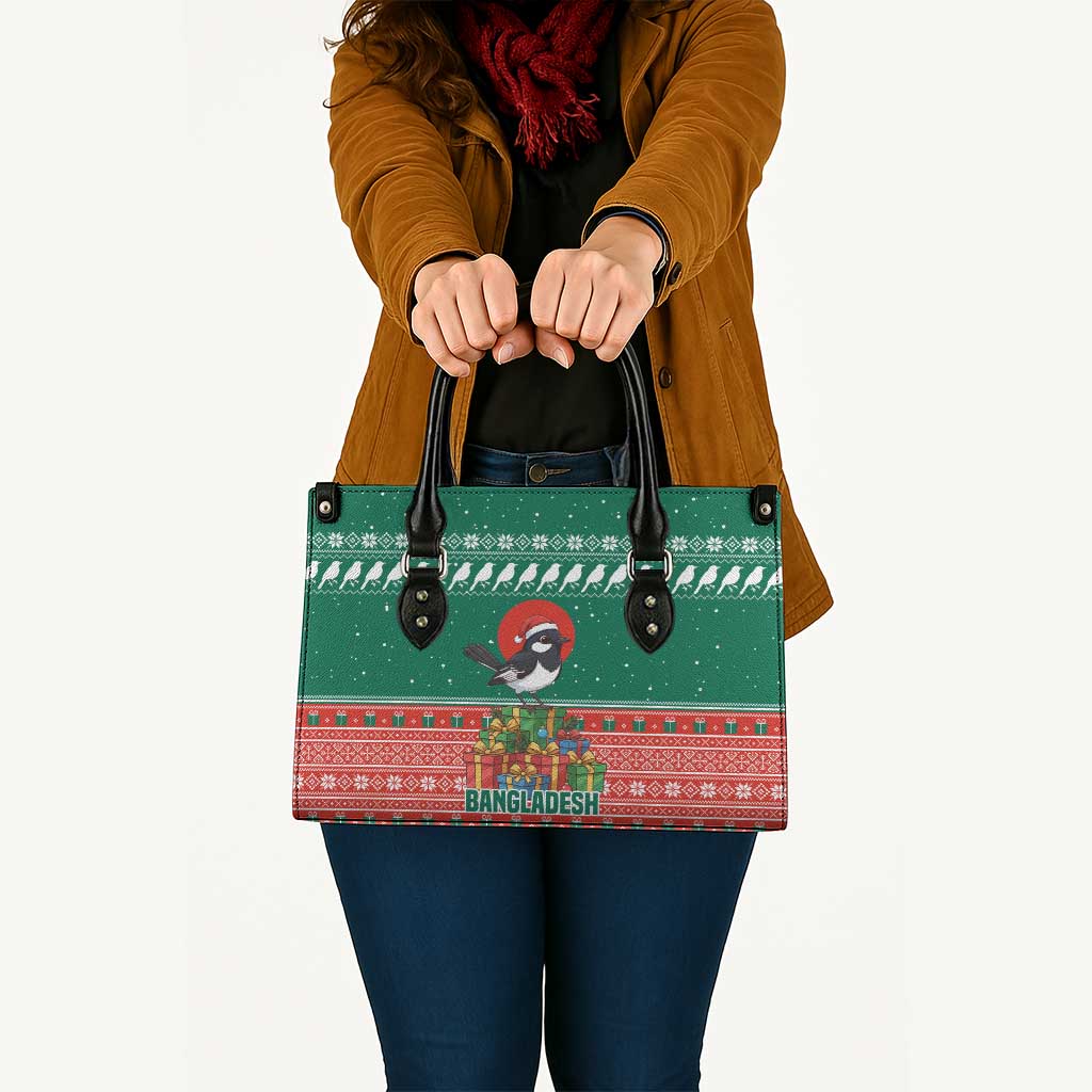 Bangladesh Christmas Leather Bag with Black-Capped Bird Gift Stack and Green Red Snowflake Pattern - Wonder Print Shop