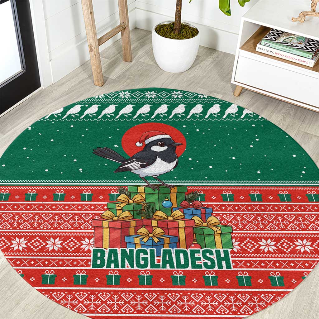 Bangladesh Christmas Round Carpet with Black-Capped Bird Gift Stack and Green Red Snowflake Pattern - Wonder Print Shop