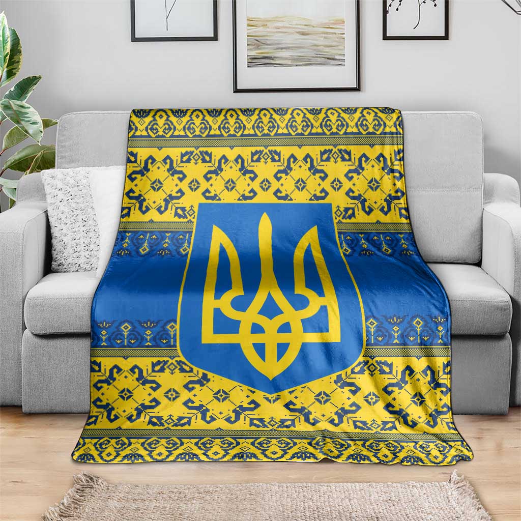 Ukraine Heritage Pride – Vyshyvanka Pattern Blanket with National Symbol in Blue & Yellow