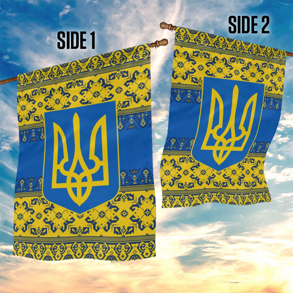 Ukraine Heritage Pride – Vyshyvanka Pattern Garden Flag with National Symbol in Blue & Yellow