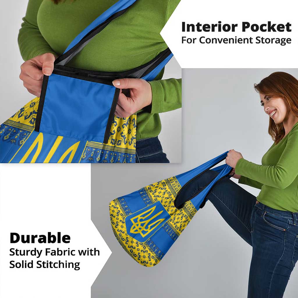Ukraine Heritage Pride – Vyshyvanka Pattern Grocery Bag with National Symbol in Blue & Yellow