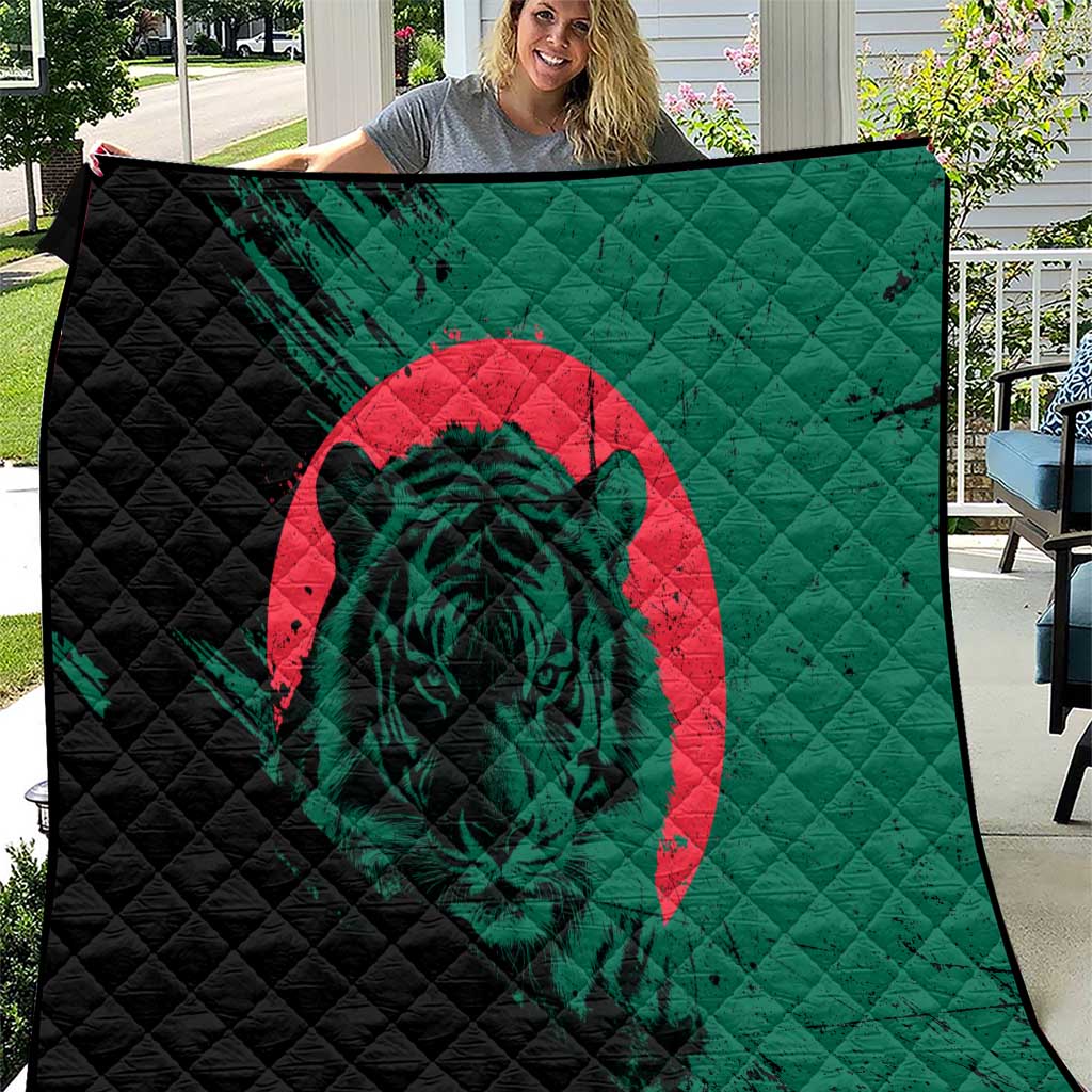 Bangladesh Bengal Tiger Quilt with National Flag and Emblem Design