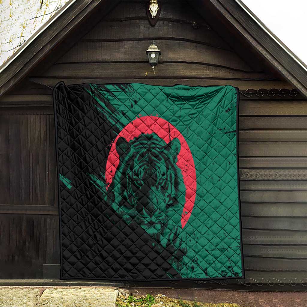Bangladesh Bengal Tiger Quilt with National Flag and Emblem Design