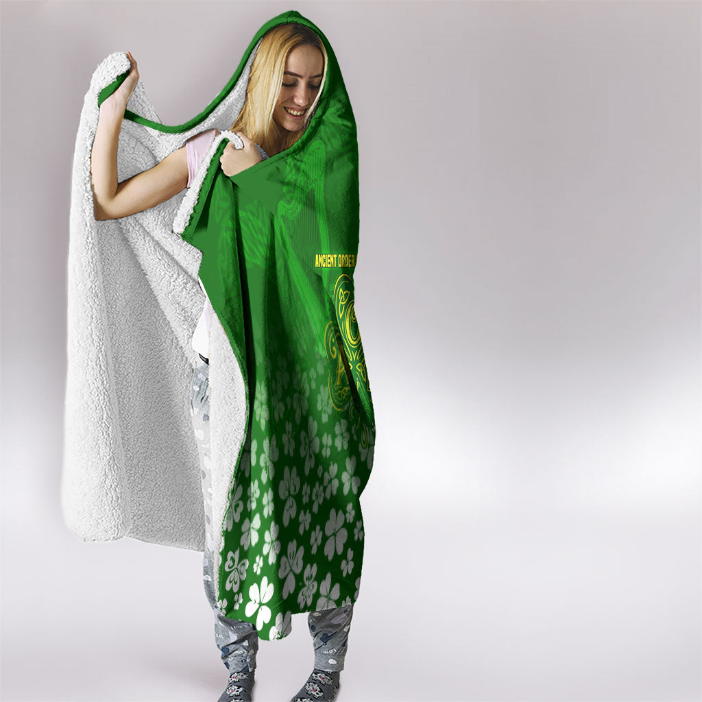 Ancient Order Of Hibernians Hooded Blanket Irish Celtic Knotwork - Shamrock Harp