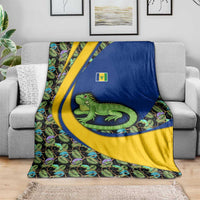 Saint Vincent and the Grenadines Iguana Blanket with Tropical Leaf Pattern and National Flag - Wonder Print Shop