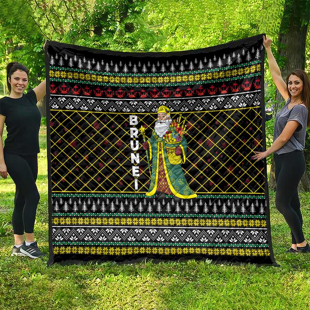 Brunei Christmas Quilt with Traditional Santa Gift Basket and Black Yellow Red Holiday Pattern - Wonder Print Shop
